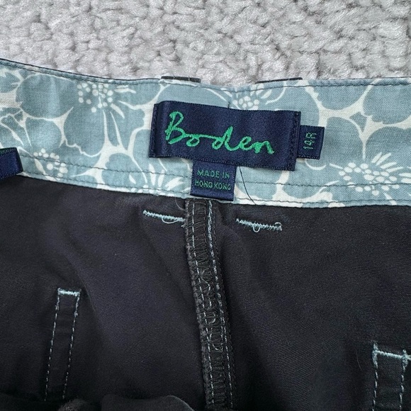 Boden Cotton Pants with Floral Flower Rolled Cuffs. Contrast Stitch. 14R - Picture 5 of 16